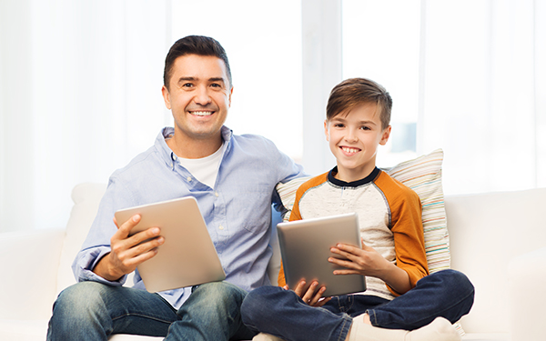 A los papás de RRHH: héroes en casa, estrategas en la oficina 🦸‍♂️